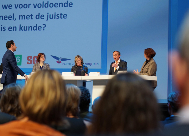 Kandidaat-kamerleden in debat in 2017